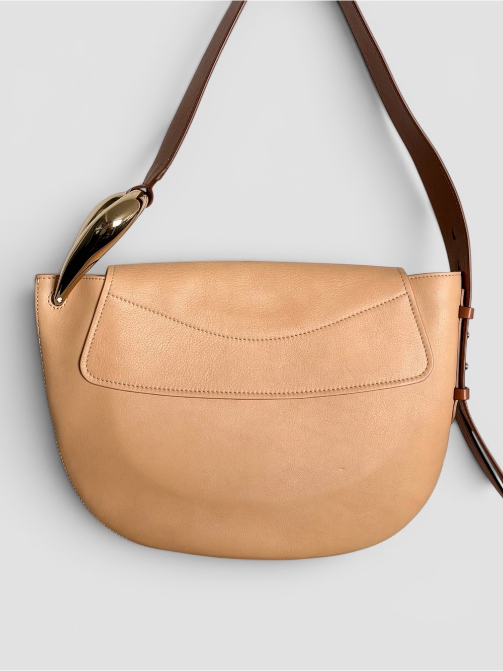Chloe Kiss Sandy Beige Leather Hobo Bag - Picture 3 of 16